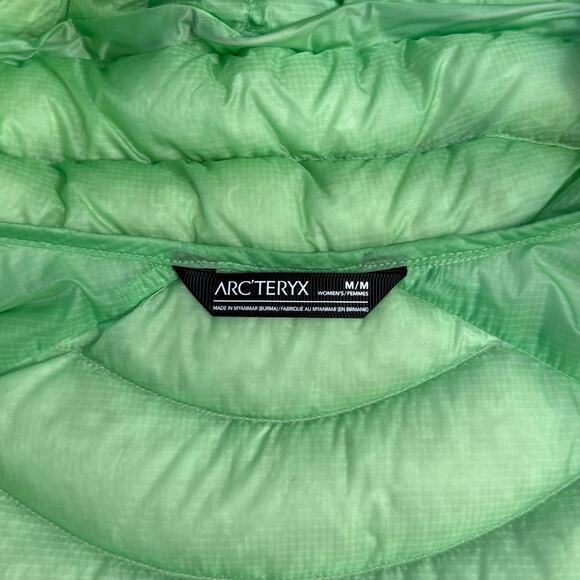 Arc'Teryx Cerium LT Hoody 850-Fill Goose
Down Puff Jacket Green Women’s Medium - Picture 10 of 16
